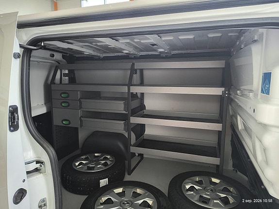 Renault Trafic 11 of 20