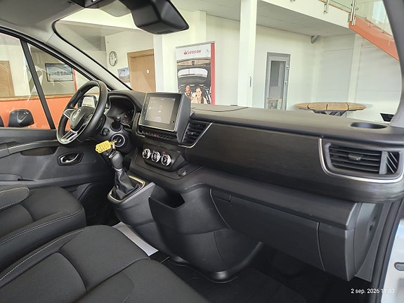 Renault Trafic 14 of 20