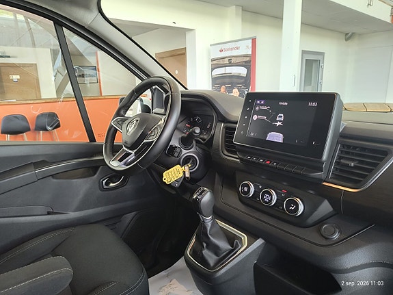 Renault Trafic 15 of 20
