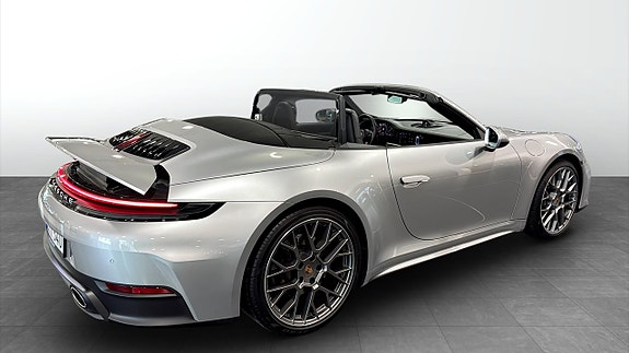 Porsche 911 Carrera 5 of 12