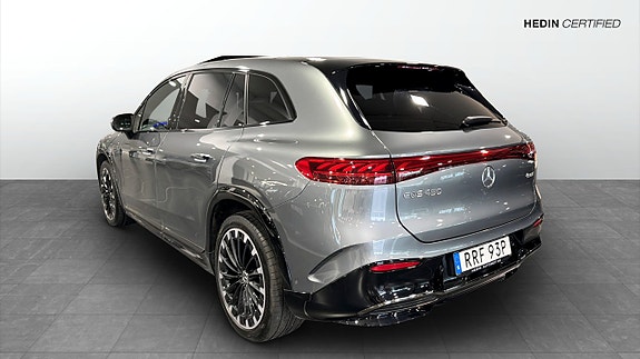 Mercedes-Benz EQS450 SUV 4 of 12