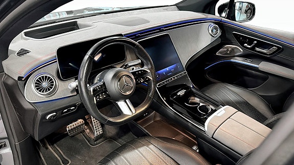 Mercedes-Benz EQS450 SUV 12 of 12