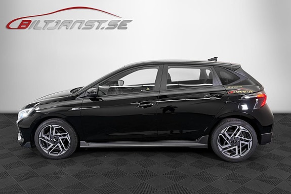 Hyundai i20 2 of 14