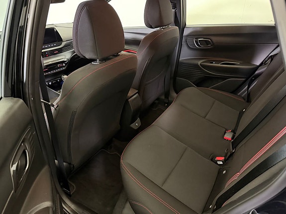 Hyundai i20 5 of 14