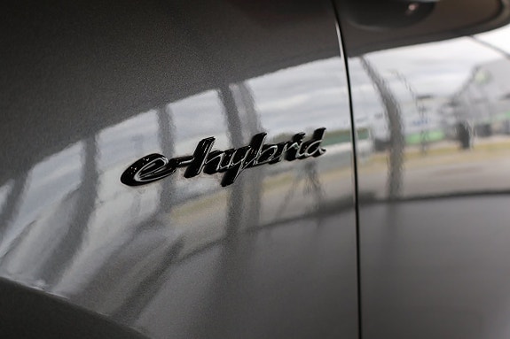 Porsche Cayenne 11 of 11