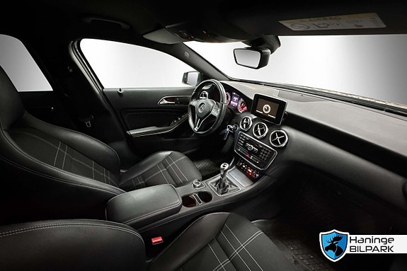 Mercedes-Benz A180 13 of 25