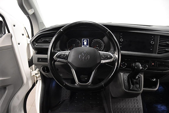 Volkswagen Transporter 2 of 17