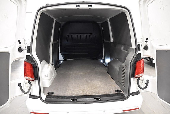 Volkswagen Transporter 17 of 17