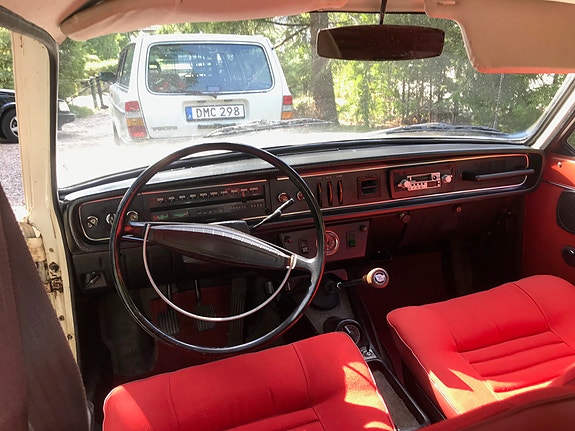 Volvo 144 2 of 18