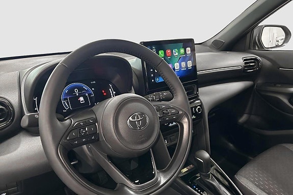 Toyota Yaris Cross 8 of 13