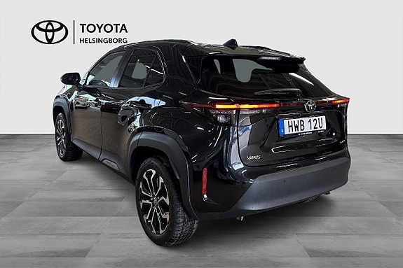 Toyota Yaris Cross 6 of 13