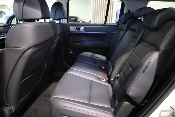 Hyundai Santa Fe 8 of 29
