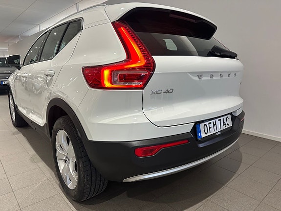 Volvo XC40 5 of 15