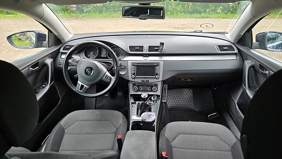 Volkswagen Passat 8 of 9