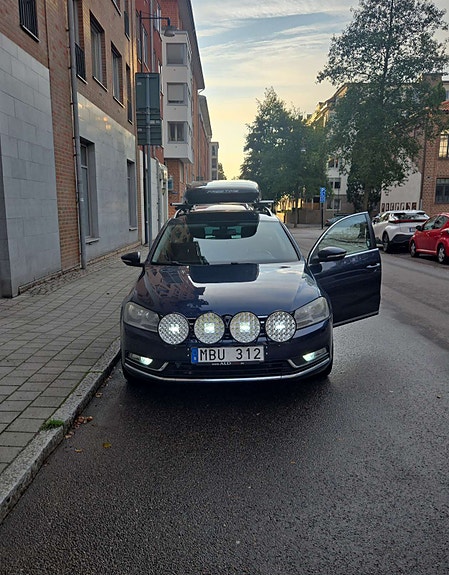 Volkswagen Passat 9 of 9