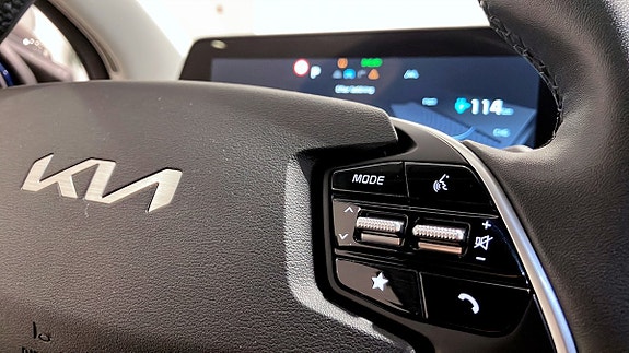 Kia EV6 13 of 17