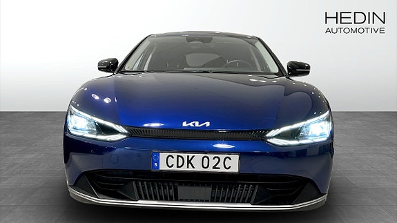 Kia EV6 2 of 17