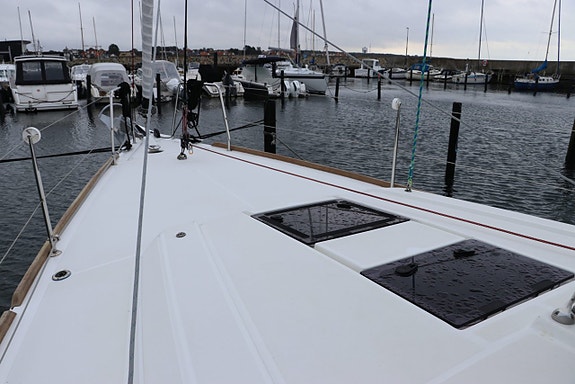 Beneteau Oceanis 38.1 Performance 9 of 24