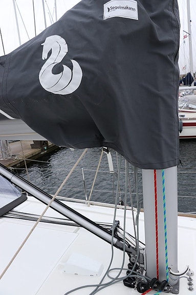 Beneteau Oceanis 38.1 Performance 16 of 24