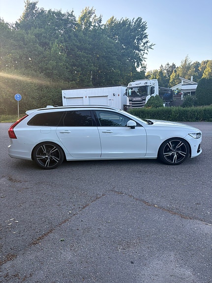 Volvo V90 5 of 11