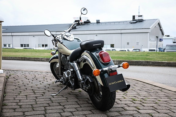 Honda Powersports VT750C Shadow 7 of 9