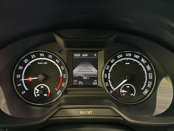 Skoda Octavia 27 of 29