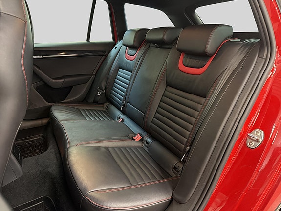 Skoda Octavia 13 of 29