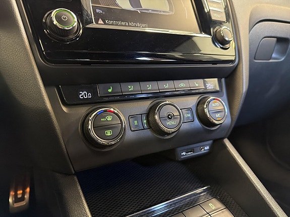 Skoda Octavia 23 of 29