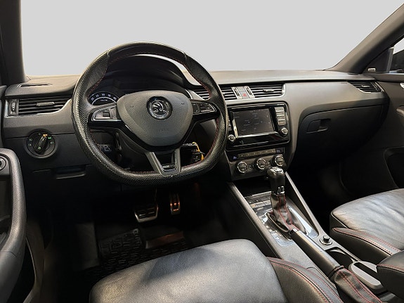 Skoda Octavia 14 of 29