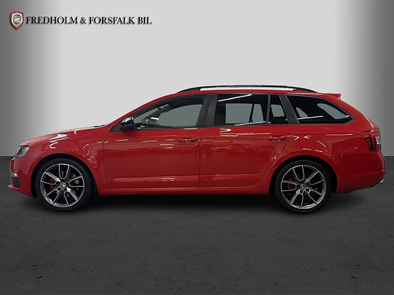 Skoda Octavia 2 of 29