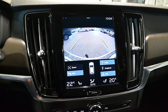 Volvo V90 Cross Country 15 of 16