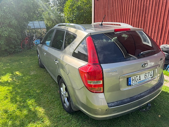 Kia Ceed 7 of 7