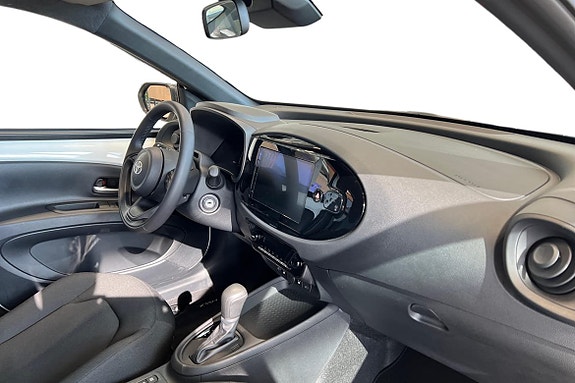 Toyota Aygo X 7 of 21