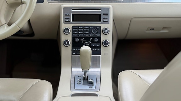 Volvo V70 20 of 20