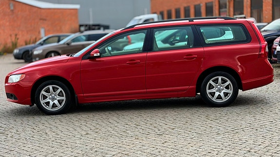 Volvo V70 8 of 20
