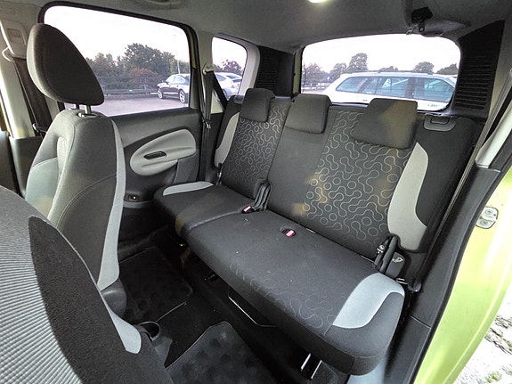 Citroen C3 Picasso 9 of 15