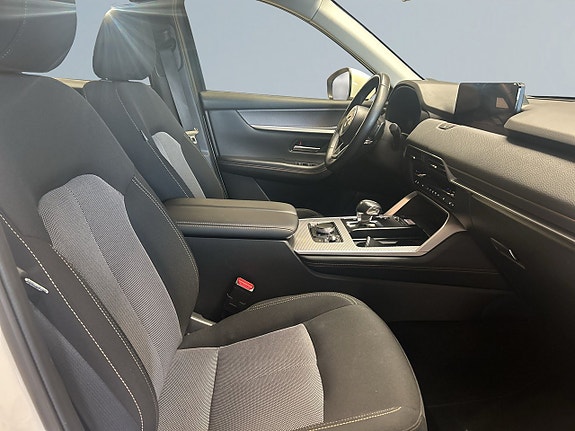 Mazda CX-60 10 of 18