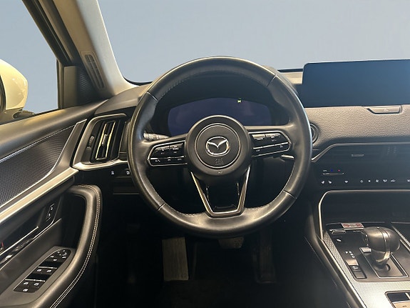 Mazda CX-60 9 of 18