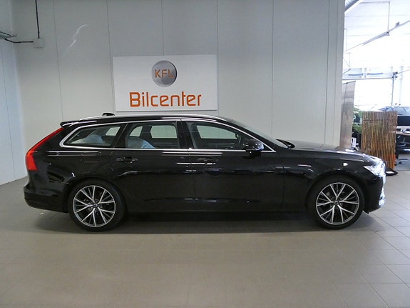 Volvo V90 2 of 20