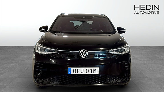 Volkswagen ID.4 GTX 8 of 12