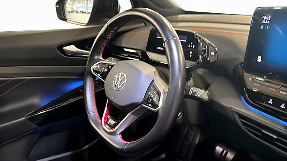Volkswagen ID.4 GTX 5 of 12