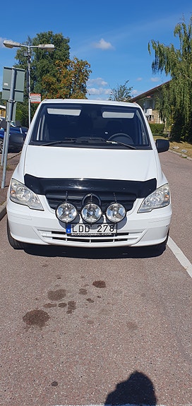 Mercedes-Benz Vito 110 2 of 9