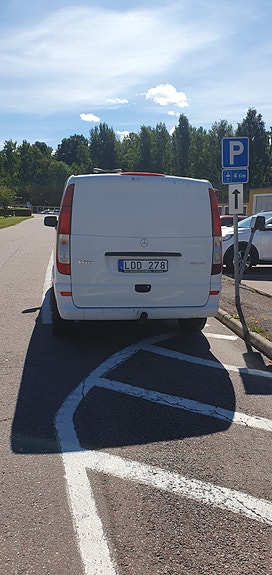 Mercedes-Benz Vito 110 4 of 9