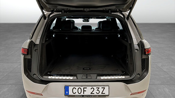 Land Rover Range Rover Sport 10 of 13