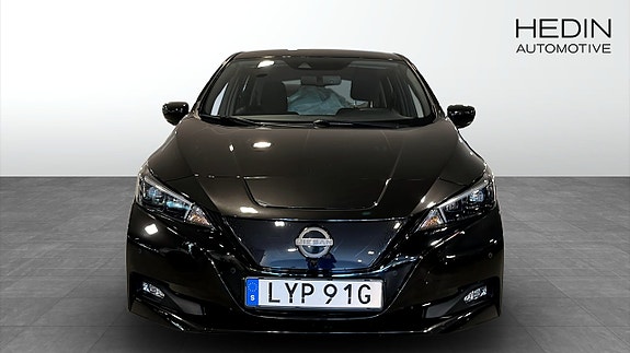 Nissan Leaf 8 of 16