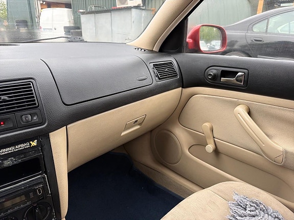Volkswagen Golf I 20 of 20