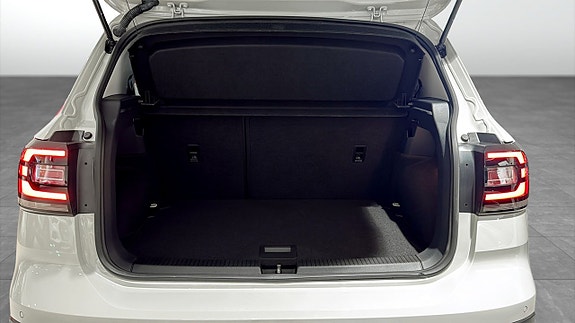 Volkswagen T-Cross 13 of 21