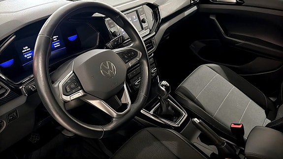 Volkswagen T-Cross 7 of 21