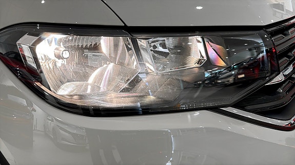 Volkswagen T-Cross 18 of 21