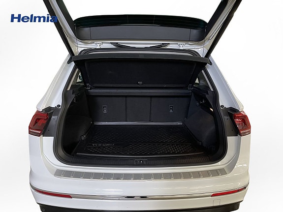 Volkswagen Tiguan 14 of 16